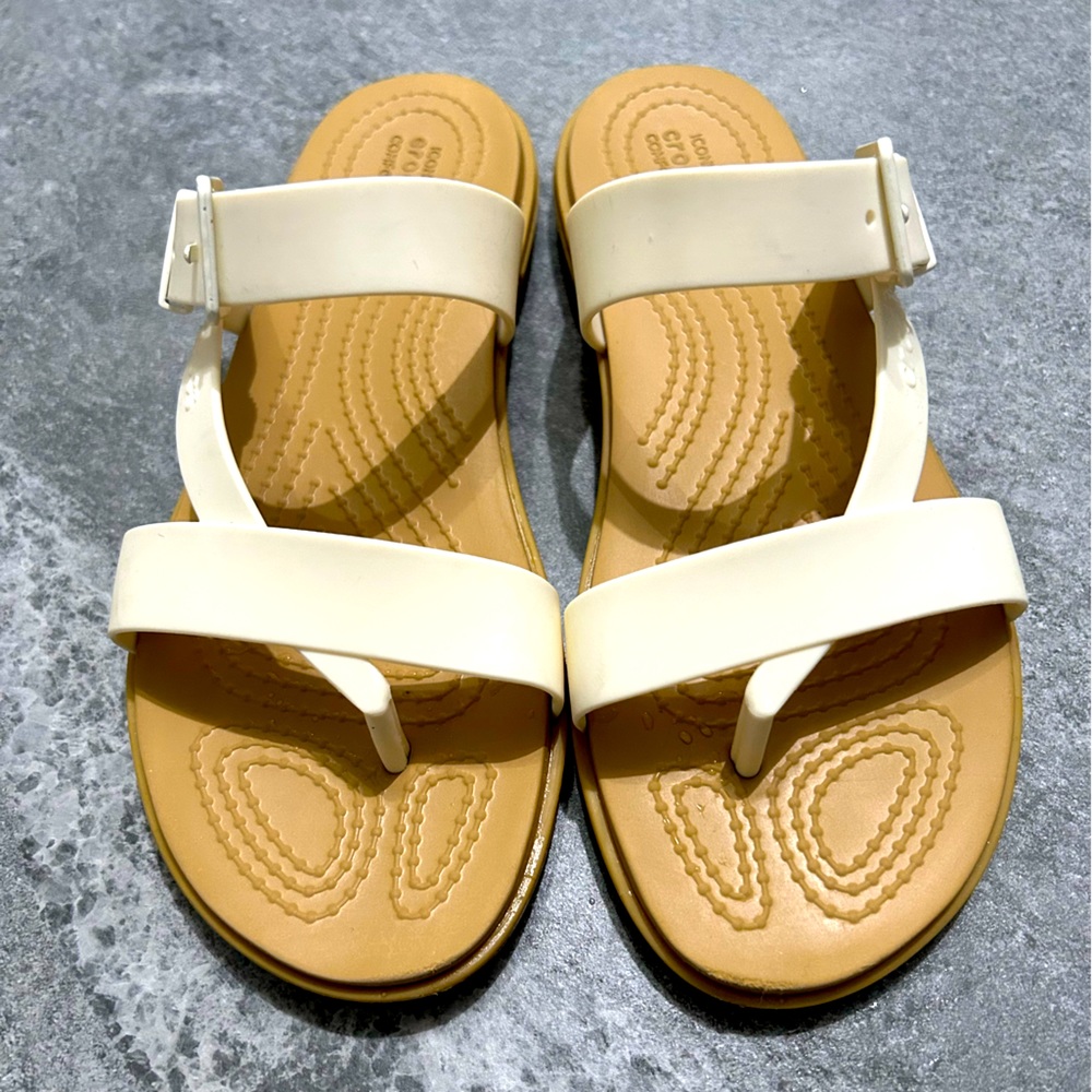 Women’s White Strap Toe-Post Sandals